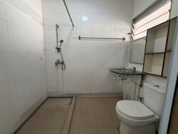 Blk 325 Tampines Street 32 (Tampines), HDB Executive #612000741